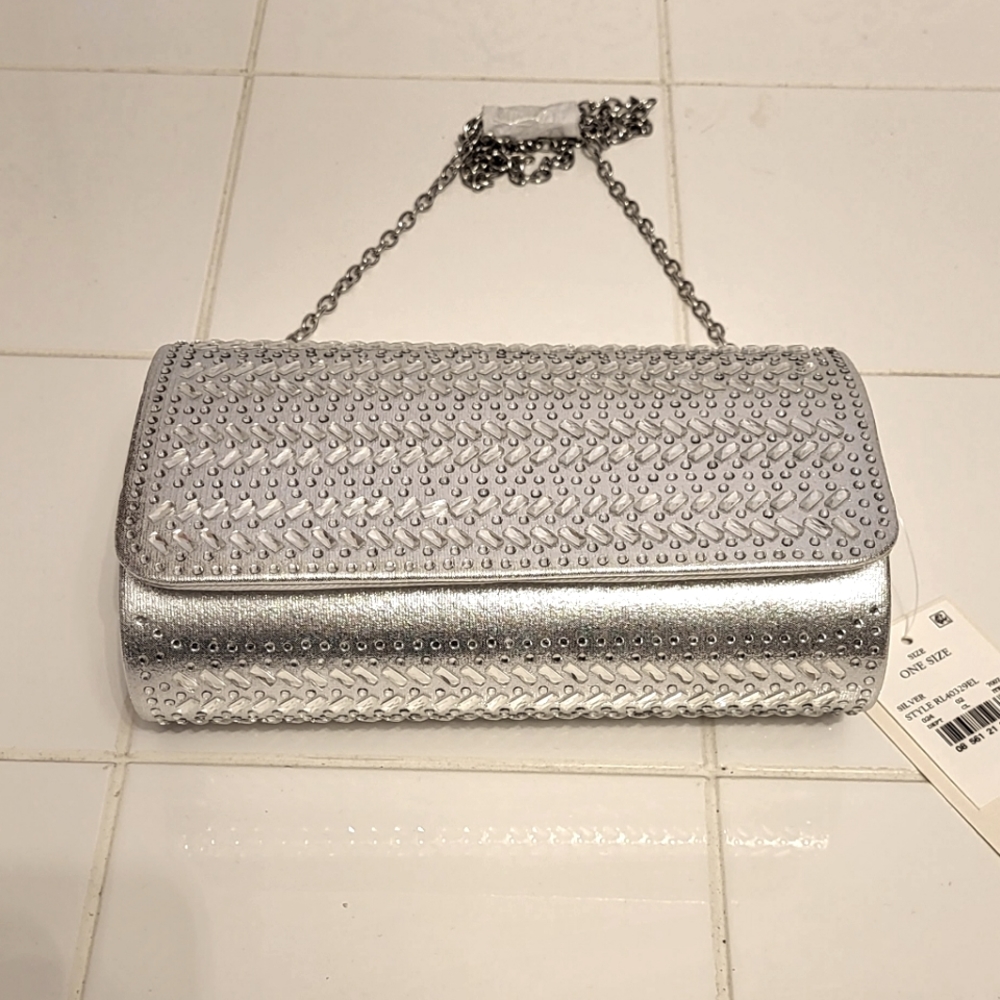 NWT Estee & Lilly  Beautiful  evening silver rhinestone clutch